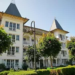 Seeschloss, App 36, Direkt An Der Strandpromenade, Toplage Binz