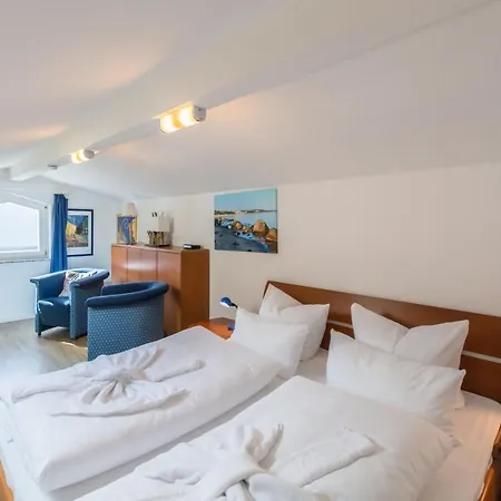 Seeschloss, App 36, Direkt An Der Strandpromenade, Toplage